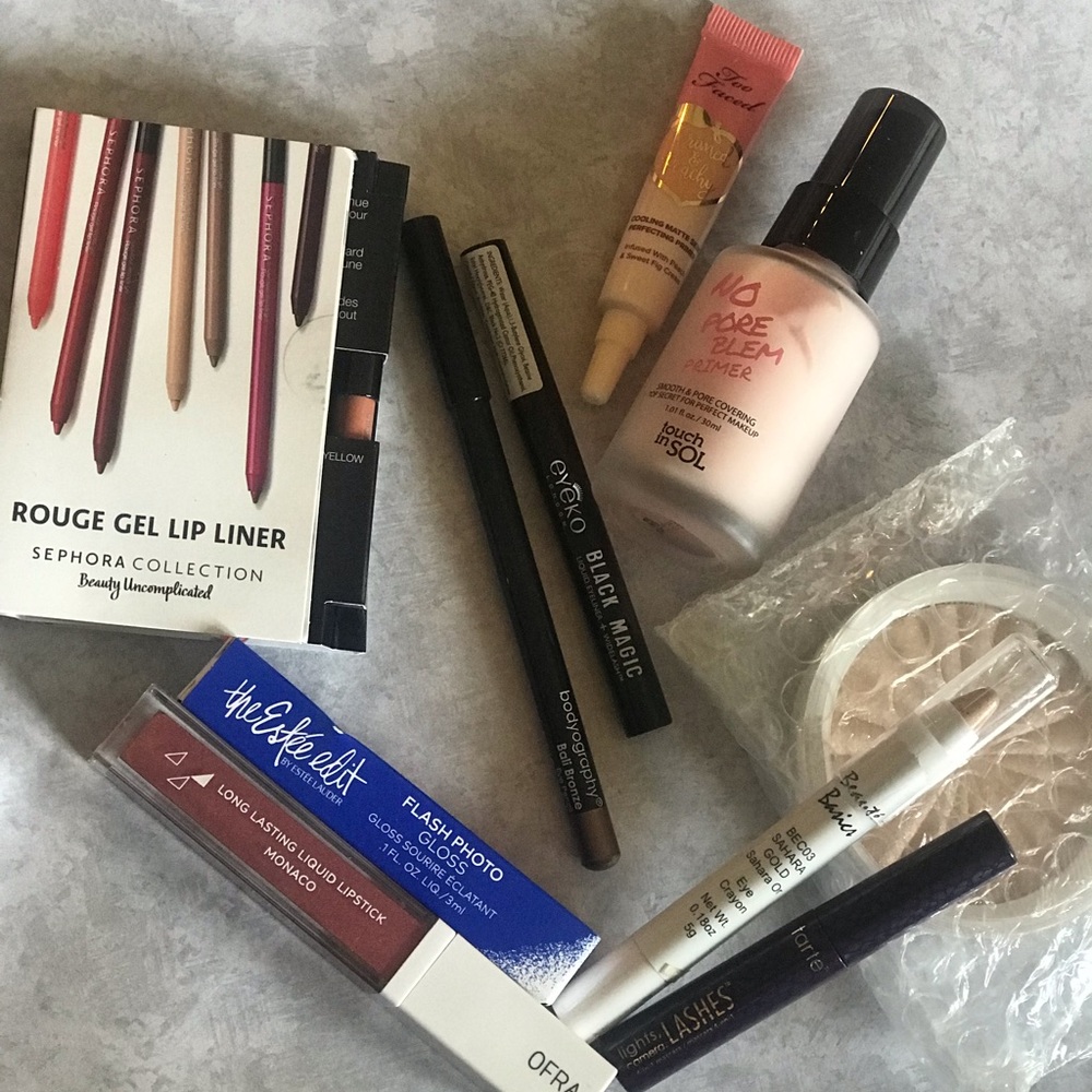 Makeup bundle